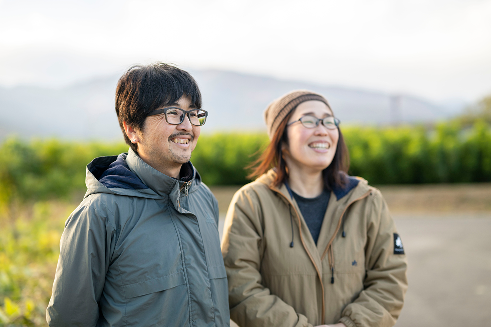 根津さん夫婦の写真