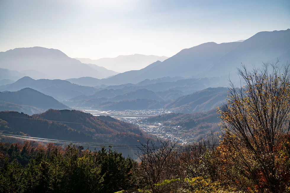 市川三郷町の山からの風景
